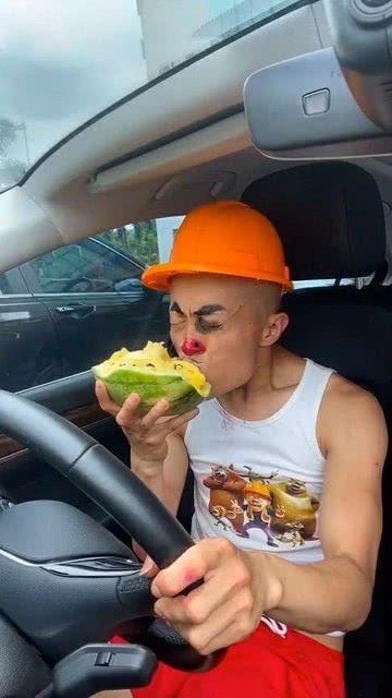 光头强吃瓜视频大全,笑料横生，欢乐无限